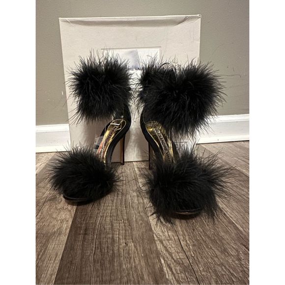 Alexandre Vauthier
Women's Black Feather-trim Satin Ankle-strap Sandals - Picture 6 of 9